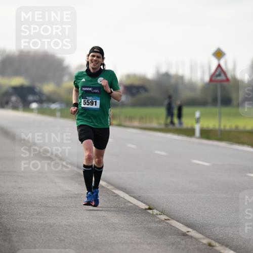 12.04.2026 - 45. Internationalen Wilhelmsburger Insellauf Dr. Thomas Lammeyer http://msf.ph/oto/9439376 12.04.2026 09:59:58 Laufen 5591 meine-sportfotos.de