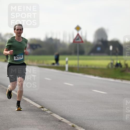 12.04.2026 - 45. Internationalen Wilhelmsburger Insellauf Dr. Thomas Lammeyer http://msf.ph/oto/9439395 12.04.2026 10:00:21 Laufen 3771 meine-sportfotos.de