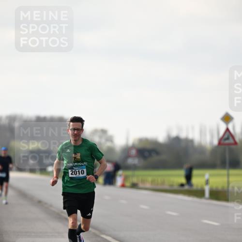 12.04.2026 - 45. Internationalen Wilhelmsburger Insellauf Dr. Thomas Lammeyer http://msf.ph/oto/9439398 12.04.2026 10:00:30 Laufen 2010 meine-sportfotos.de