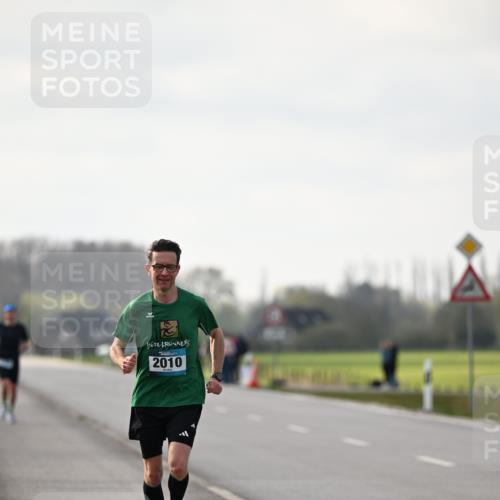 12.04.2026 - 45. Internationalen Wilhelmsburger Insellauf Dr. Thomas Lammeyer http://msf.ph/oto/9439399 12.04.2026 10:00:30 Laufen 2010 meine-sportfotos.de