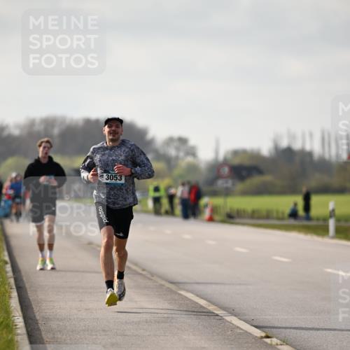12.04.2026 - 45. Internationalen Wilhelmsburger Insellauf Dr. Thomas Lammeyer http://msf.ph/oto/9439430 12.04.2026 10:01:05 Laufen 3053 meine-sportfotos.de