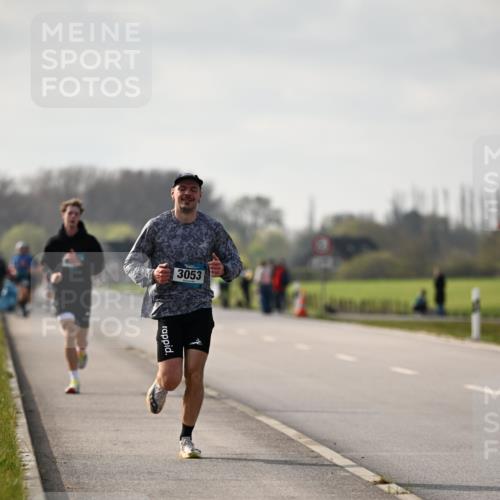 12.04.2026 - 45. Internationalen Wilhelmsburger Insellauf Dr. Thomas Lammeyer http://msf.ph/oto/9439434 12.04.2026 10:01:05 Laufen 3053 meine-sportfotos.de