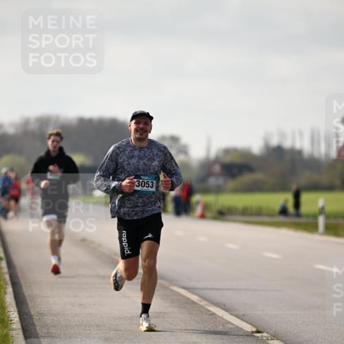 12.04.2026 - 45. Internationalen Wilhelmsburger Insellauf Dr. Thomas Lammeyer http://msf.ph/oto/9439439 12.04.2026 10:01:06 Laufen 3053 meine-sportfotos.de