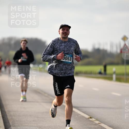 12.04.2026 - 45. Internationalen Wilhelmsburger Insellauf Dr. Thomas Lammeyer http://msf.ph/oto/9439449 12.04.2026 10:01:08 Laufen 3053 meine-sportfotos.de