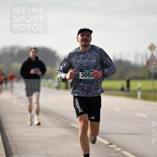 12.04.2026 - 45. Internationalen Wilhelmsburger Insellauf Dr. Thomas Lammeyer http://msf.ph/oto/9439452 12.04.2026 10:01:08 Laufen 305 meine-sportfotos.de
