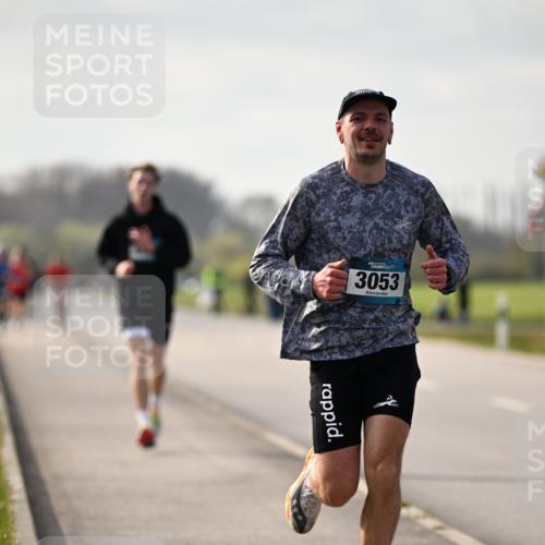 12.04.2026 - 45. Internationalen Wilhelmsburger Insellauf Dr. Thomas Lammeyer http://msf.ph/oto/9439455 12.04.2026 10:01:08 Laufen 45, 3053 meine-sportfotos.de