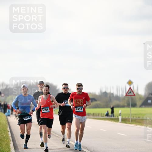 12.04.2026 - 45. Internationalen Wilhelmsburger Insellauf Dr. Thomas Lammeyer http://msf.ph/oto/9439494 12.04.2026 10:01:27 Laufen 5561, 5684, 449, 4953 meine-sportfotos.de