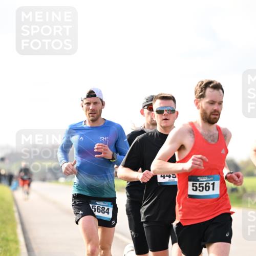 12.04.2026 - 45. Internationalen Wilhelmsburger Insellauf Dr. Thomas Lammeyer http://msf.ph/oto/9439521 12.04.2026 10:01:32 Laufen 26, 5684, 449, 5561 meine-sportfotos.de