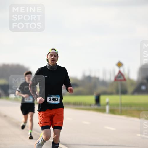12.04.2026 - 45. Internationalen Wilhelmsburger Insellauf Dr. Thomas Lammeyer http://msf.ph/oto/9439548 12.04.2026 10:01:44 Laufen 3963 meine-sportfotos.de