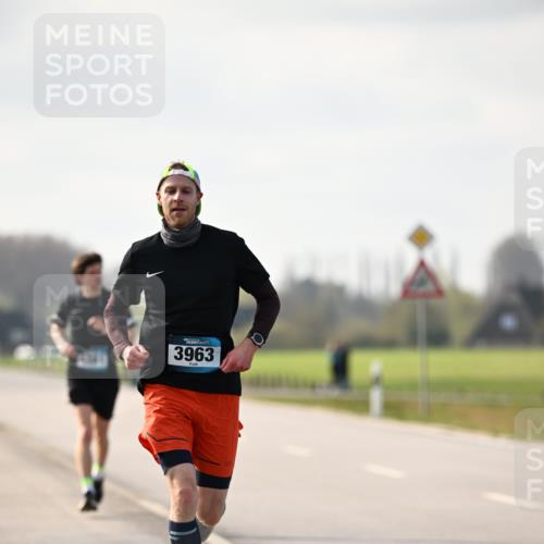 12.04.2026 - 45. Internationalen Wilhelmsburger Insellauf Dr. Thomas Lammeyer http://msf.ph/oto/9439550 12.04.2026 10:01:44 Laufen 3963 meine-sportfotos.de
