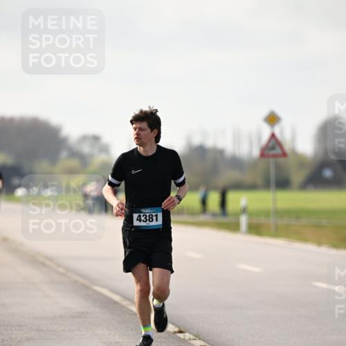 12.04.2026 - 45. Internationalen Wilhelmsburger Insellauf Dr. Thomas Lammeyer http://msf.ph/oto/9439559 12.04.2026 10:01:47 Laufen 4381 meine-sportfotos.de