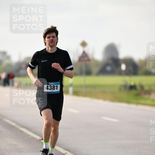 12.04.2026 - 45. Internationalen Wilhelmsburger Insellauf Dr. Thomas Lammeyer http://msf.ph/oto/9439567 12.04.2026 10:01:48 Laufen 45, 4381 meine-sportfotos.de