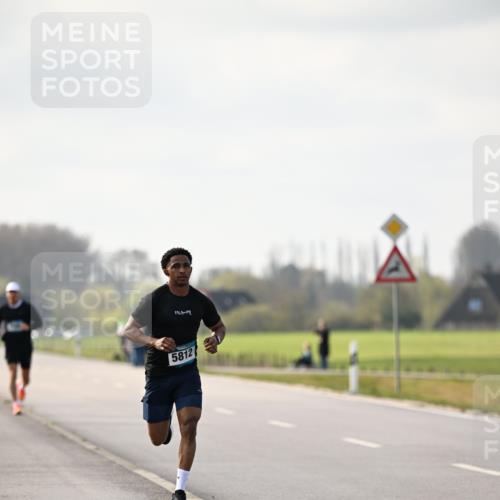 12.04.2026 - 45. Internationalen Wilhelmsburger Insellauf Dr. Thomas Lammeyer http://msf.ph/oto/9439578 12.04.2026 10:01:54 Laufen 1, 77009, 5812 meine-sportfotos.de