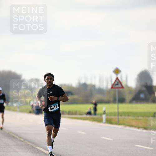 12.04.2026 - 45. Internationalen Wilhelmsburger Insellauf Dr. Thomas Lammeyer http://msf.ph/oto/9439580 12.04.2026 10:01:54 Laufen 1917009, 5812 meine-sportfotos.de