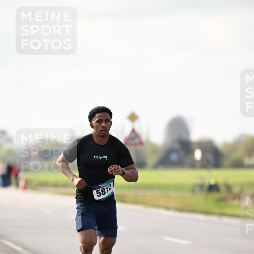 12.04.2026 - 45. Internationalen Wilhelmsburger Insellauf Dr. Thomas Lammeyer http://msf.ph/oto/9439595 12.04.2026 10:01:56 Laufen 1, 77009, 58127 meine-sportfotos.de