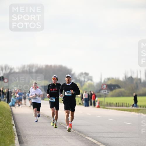 12.04.2026 - 45. Internationalen Wilhelmsburger Insellauf Dr. Thomas Lammeyer http://msf.ph/oto/9439602 12.04.2026 10:01:58 Laufen 2383, 2595 meine-sportfotos.de