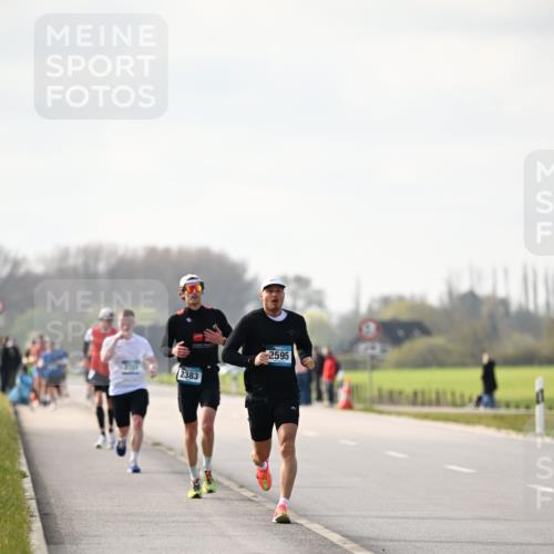 12.04.2026 - 45. Internationalen Wilhelmsburger Insellauf Dr. Thomas Lammeyer http://msf.ph/oto/9439610 12.04.2026 10:02:00 Laufen 2383, 2595 meine-sportfotos.de
