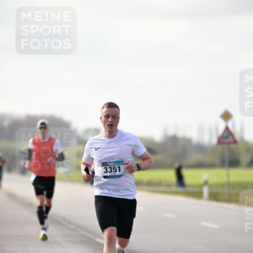 12.04.2026 - 45. Internationalen Wilhelmsburger Insellauf Dr. Thomas Lammeyer http://msf.ph/oto/9439659 12.04.2026 10:02:08 Laufen 3351 meine-sportfotos.de