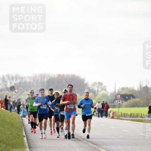 12.04.2026 - 45. Internationalen Wilhelmsburger Insellauf Dr. Thomas Lammeyer http://msf.ph/oto/9439663 12.04.2026 10:02:19 Laufen 4175, 43, 270, 4052 meine-sportfotos.de