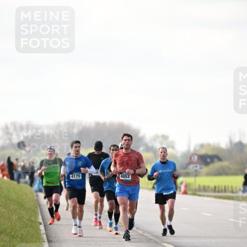12.04.2026 - 45. Internationalen Wilhelmsburger Insellauf Dr. Thomas Lammeyer http://msf.ph/oto/9439675 12.04.2026 10:02:21 Laufen 4175, 4052 meine-sportfotos.de