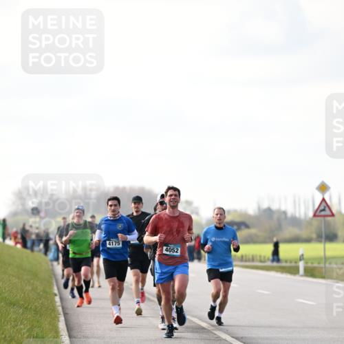 12.04.2026 - 45. Internationalen Wilhelmsburger Insellauf Dr. Thomas Lammeyer http://msf.ph/oto/9439684 12.04.2026 10:02:23 Laufen 4175, 4052 meine-sportfotos.de