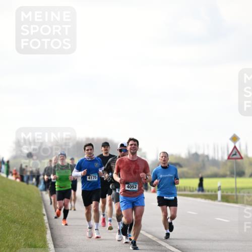 12.04.2026 - 45. Internationalen Wilhelmsburger Insellauf Dr. Thomas Lammeyer http://msf.ph/oto/9439686 12.04.2026 10:02:23 Laufen 4175, 4052 meine-sportfotos.de