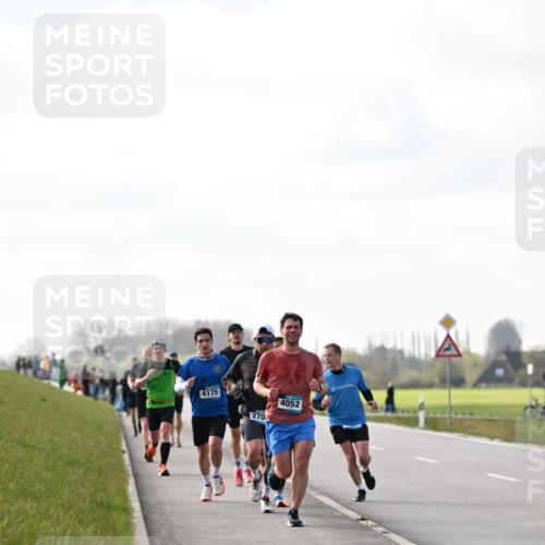 12.04.2026 - 45. Internationalen Wilhelmsburger Insellauf Dr. Thomas Lammeyer http://msf.ph/oto/9439689 12.04.2026 10:02:24 Laufen 4175, 270, 4052 meine-sportfotos.de