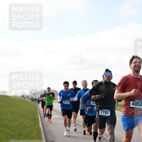 12.04.2026 - 45. Internationalen Wilhelmsburger Insellauf Dr. Thomas Lammeyer http://msf.ph/oto/9439708 12.04.2026 10:02:28 Laufen 4175, 43, 2702, 8, 4052 meine-sportfotos.de