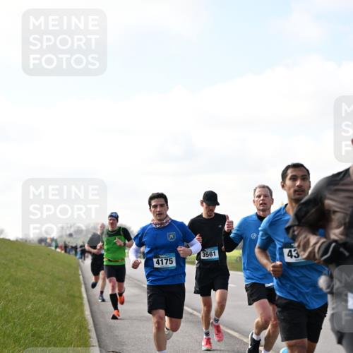 12.04.2026 - 45. Internationalen Wilhelmsburger Insellauf Dr. Thomas Lammeyer http://msf.ph/oto/9439713 12.04.2026 10:02:29 Laufen 4175, 3561, 43 meine-sportfotos.de