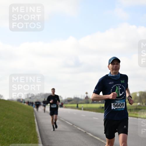 12.04.2026 - 45. Internationalen Wilhelmsburger Insellauf Dr. Thomas Lammeyer http://msf.ph/oto/9439754 12.04.2026 10:02:36 Laufen 361, 5609 meine-sportfotos.de