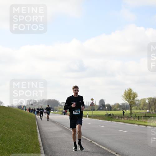 12.04.2026 - 45. Internationalen Wilhelmsburger Insellauf Dr. Thomas Lammeyer http://msf.ph/oto/9439760 12.04.2026 10:02:37 Laufen 5502 meine-sportfotos.de