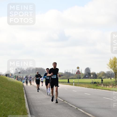 12.04.2026 - 45. Internationalen Wilhelmsburger Insellauf Dr. Thomas Lammeyer http://msf.ph/oto/9439823 12.04.2026 10:02:53 Laufen 3368, 3578 meine-sportfotos.de