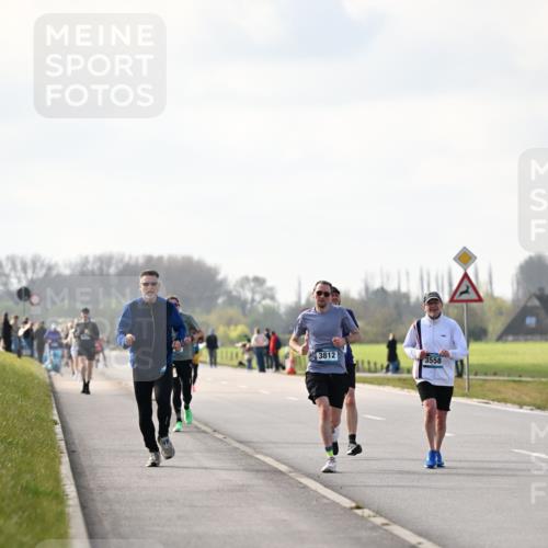 12.04.2026 - 45. Internationalen Wilhelmsburger Insellauf Dr. Thomas Lammeyer http://msf.ph/oto/9439865 12.04.2026 10:03:04 Laufen 3812, 3558 meine-sportfotos.de