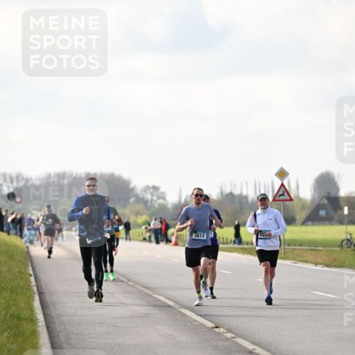 12.04.2026 - 45. Internationalen Wilhelmsburger Insellauf Dr. Thomas Lammeyer http://msf.ph/oto/9439866 12.04.2026 10:03:05 Laufen 3812, 1, 3554 meine-sportfotos.de