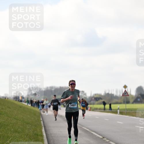 12.04.2026 - 45. Internationalen Wilhelmsburger Insellauf Dr. Thomas Lammeyer http://msf.ph/oto/9439875 12.04.2026 10:03:11 Laufen 3487 meine-sportfotos.de