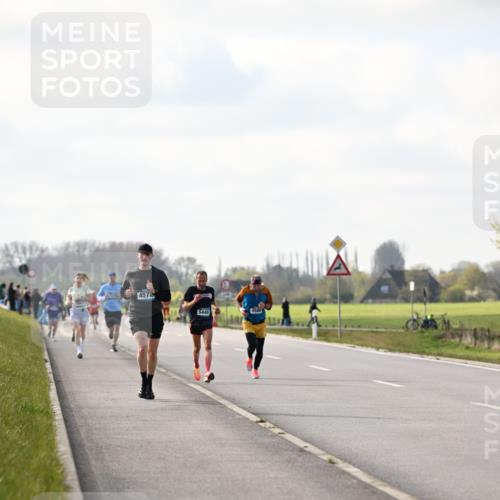 12.04.2026 - 45. Internationalen Wilhelmsburger Insellauf Dr. Thomas Lammeyer http://msf.ph/oto/9439905 12.04.2026 10:03:17 Laufen 4572, 5440, 4580 meine-sportfotos.de