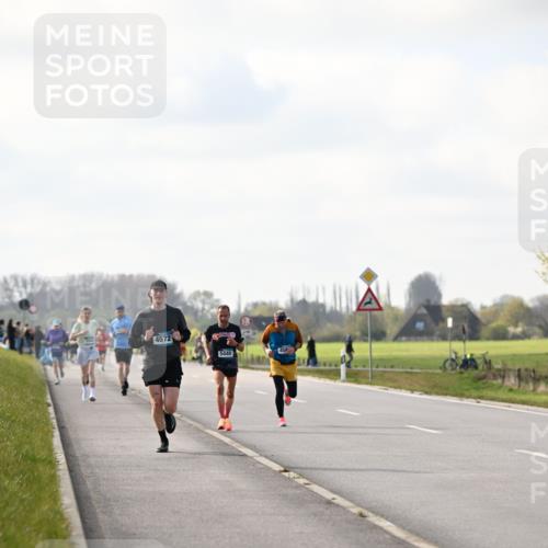 12.04.2026 - 45. Internationalen Wilhelmsburger Insellauf Dr. Thomas Lammeyer http://msf.ph/oto/9439907 12.04.2026 10:03:17 Laufen 4572, 5440 meine-sportfotos.de