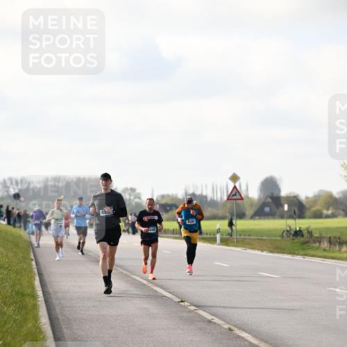12.04.2026 - 45. Internationalen Wilhelmsburger Insellauf Dr. Thomas Lammeyer http://msf.ph/oto/9439911 12.04.2026 10:03:17 Laufen 45, 4580 meine-sportfotos.de