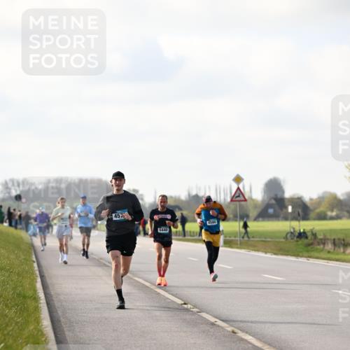 12.04.2026 - 45. Internationalen Wilhelmsburger Insellauf Dr. Thomas Lammeyer http://msf.ph/oto/9439917 12.04.2026 10:03:18 Laufen 457, 5440, 4580 meine-sportfotos.de