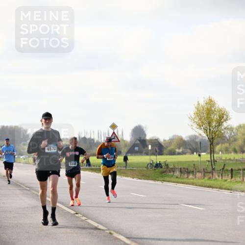 12.04.2026 - 45. Internationalen Wilhelmsburger Insellauf Dr. Thomas Lammeyer http://msf.ph/oto/9439922 12.04.2026 10:03:19 Laufen 4225, 4572, 5440, 4580 meine-sportfotos.de