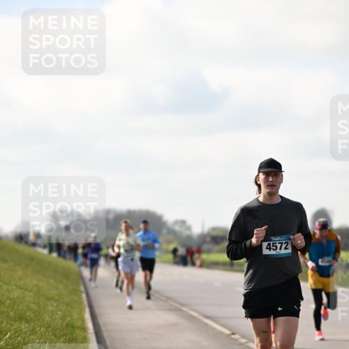 12.04.2026 - 45. Internationalen Wilhelmsburger Insellauf Dr. Thomas Lammeyer http://msf.ph/oto/9439928 12.04.2026 10:03:21 Laufen 4, 4572 meine-sportfotos.de