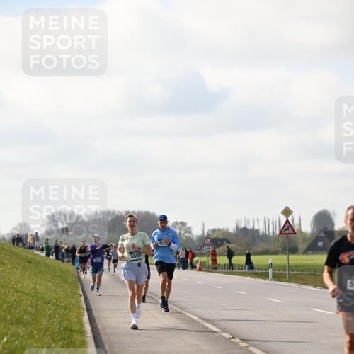 12.04.2026 - 45. Internationalen Wilhelmsburger Insellauf Dr. Thomas Lammeyer http://msf.ph/oto/9439936 12.04.2026 10:03:23 Laufen 3473, 5503, 5 meine-sportfotos.de