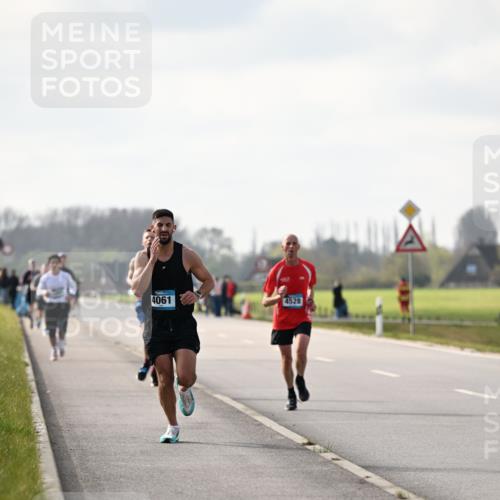 12.04.2026 - 45. Internationalen Wilhelmsburger Insellauf Dr. Thomas Lammeyer http://msf.ph/oto/9440014 12.04.2026 10:03:39 Laufen 4061, 4528 meine-sportfotos.de