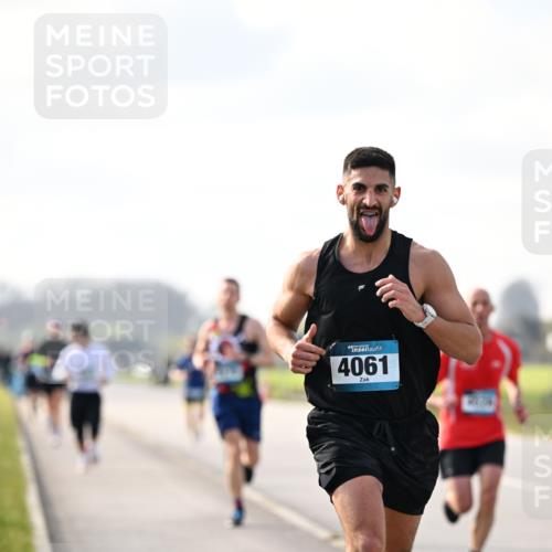 12.04.2026 - 45. Internationalen Wilhelmsburger Insellauf Dr. Thomas Lammeyer http://msf.ph/oto/9440036 12.04.2026 10:03:42 Laufen 45, 4061 meine-sportfotos.de