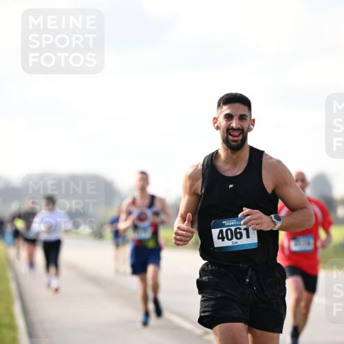 12.04.2026 - 45. Internationalen Wilhelmsburger Insellauf Dr. Thomas Lammeyer http://msf.ph/oto/9440037 12.04.2026 10:03:42 Laufen 4061 meine-sportfotos.de