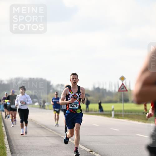 12.04.2026 - 45. Internationalen Wilhelmsburger Insellauf Dr. Thomas Lammeyer http://msf.ph/oto/9440039 12.04.2026 10:03:43 Laufen 5279 meine-sportfotos.de