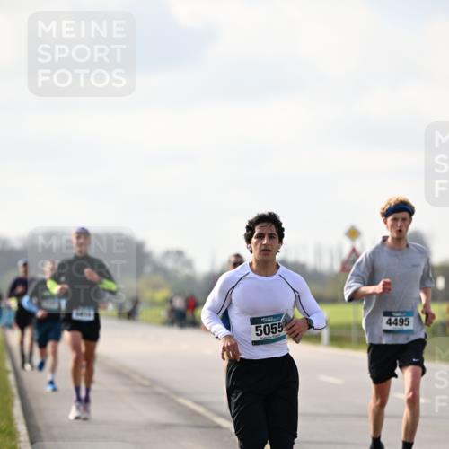 12.04.2026 - 45. Internationalen Wilhelmsburger Insellauf Dr. Thomas Lammeyer http://msf.ph/oto/9440062 12.04.2026 10:03:48 Laufen 5055, 4495 meine-sportfotos.de