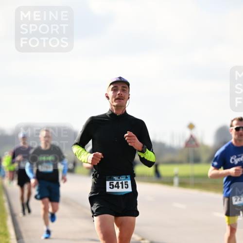12.04.2026 - 45. Internationalen Wilhelmsburger Insellauf Dr. Thomas Lammeyer http://msf.ph/oto/9440085 12.04.2026 10:03:53 Laufen 5415, 22 meine-sportfotos.de