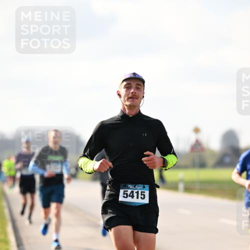 12.04.2026 - 45. Internationalen Wilhelmsburger Insellauf Dr. Thomas Lammeyer http://msf.ph/oto/9440087 12.04.2026 10:03:53 Laufen 5415 meine-sportfotos.de