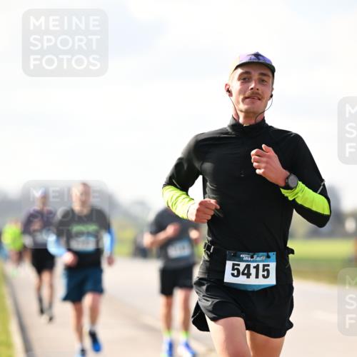 12.04.2026 - 45. Internationalen Wilhelmsburger Insellauf Dr. Thomas Lammeyer http://msf.ph/oto/9440091 12.04.2026 10:03:53 Laufen 4, 5415 meine-sportfotos.de